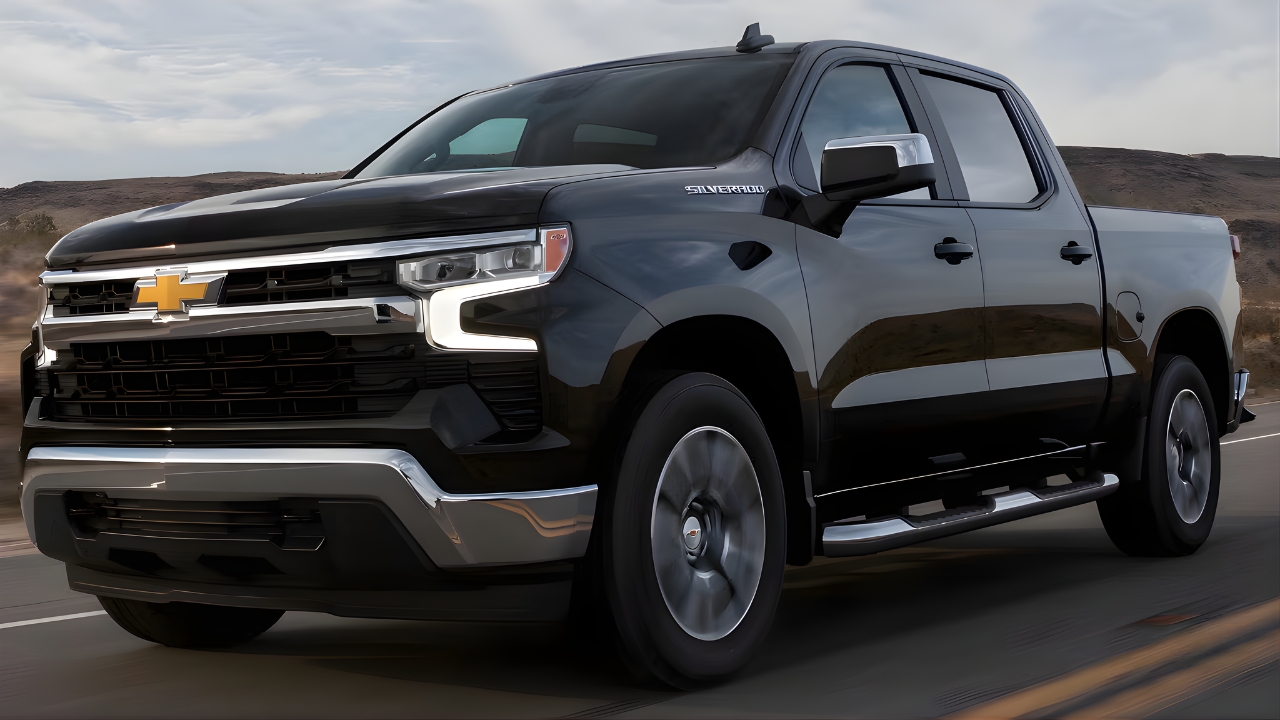 Chevy Silverado 1500 Mini Launched – Compact 4×4 Truck with Powerful and Efficient Engine